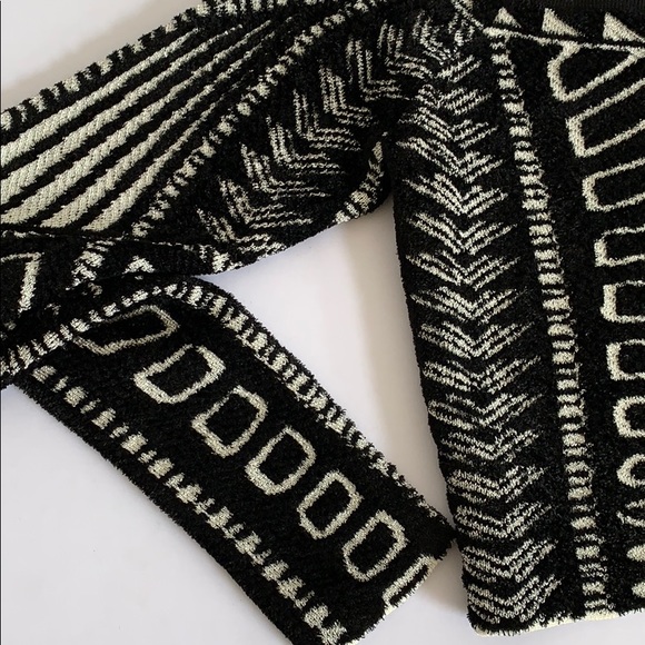 Torn By Ronny Kobo Fitted Crop Sweater - Picture 3 of 4